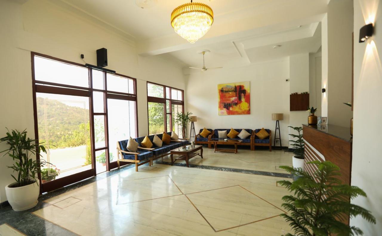The Park View, Mandi Exterior foto